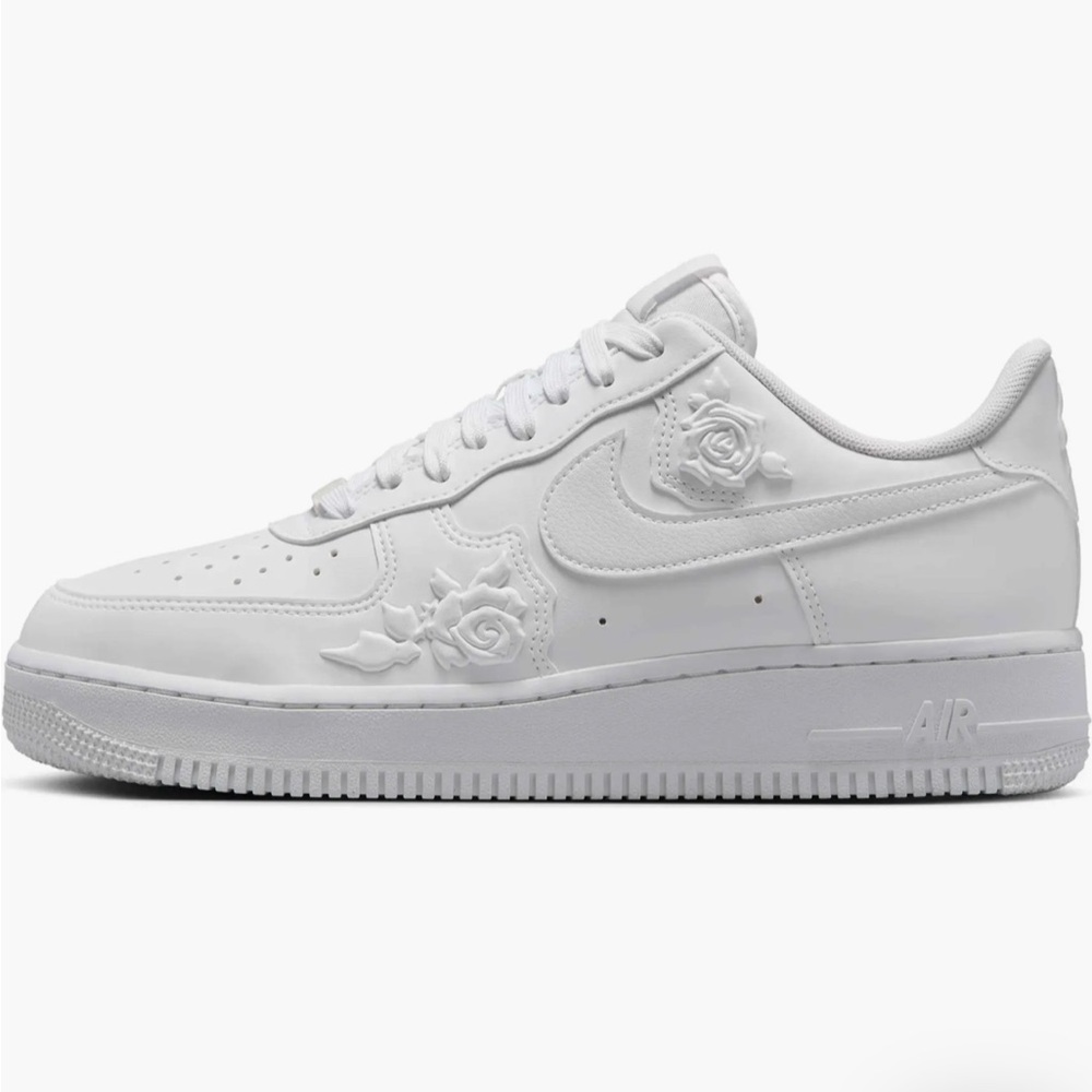 Nike Air Force One special Edition sz 7 roses stars